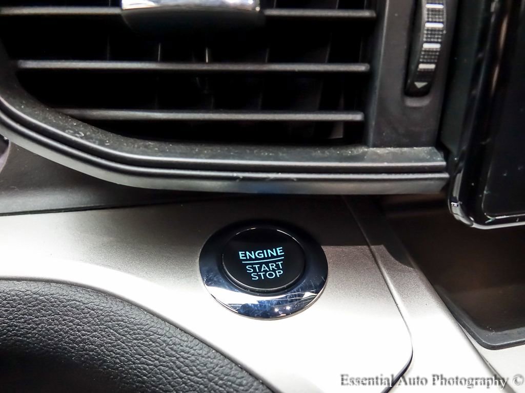 Certified 2022 Ford Explorer XLT image 17