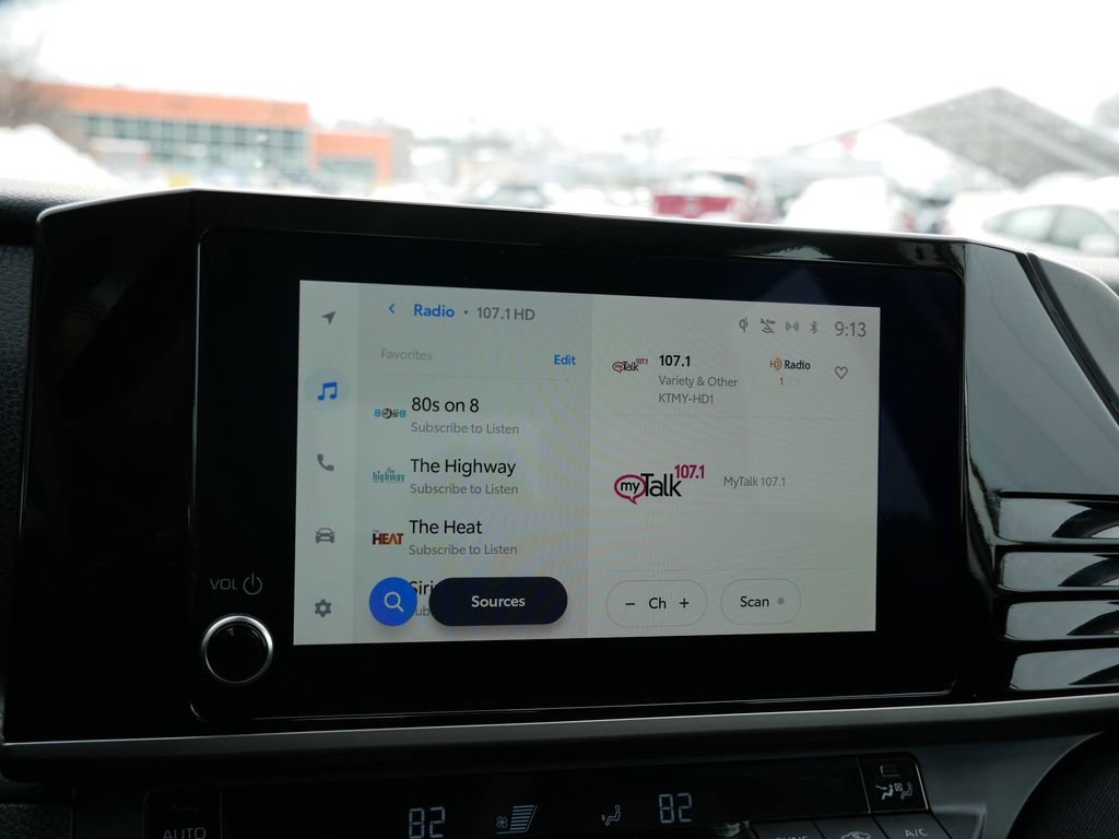 Used 2025 Toyota Camry LE image 20