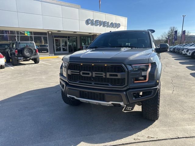 Certified 2018 Ford F150 Raptor w/ Equipment Group 802A Luxury image 3