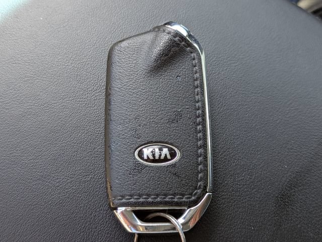Used 2019 Kia Stinger RWD image 27