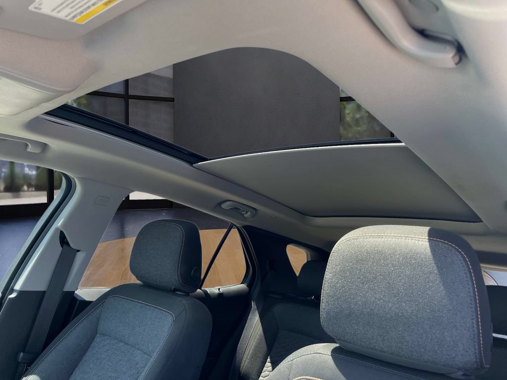 Used 2018 Chevrolet Equinox LT w/ Sun & Infotainment Package FWD image 25