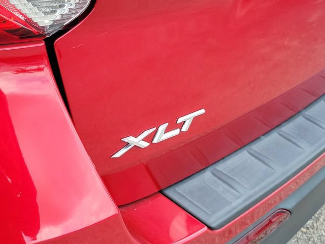 Certified 2023 Ford Explorer XLT w/ Equipment Group 202A RWD image 7