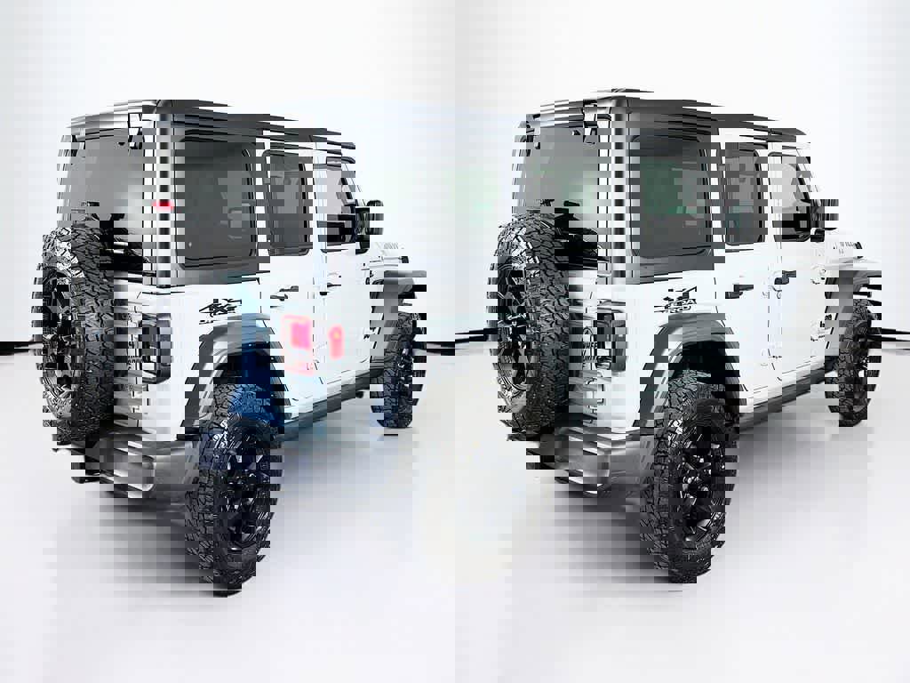 Used 2023 Jeep Wrangler Willys image 5