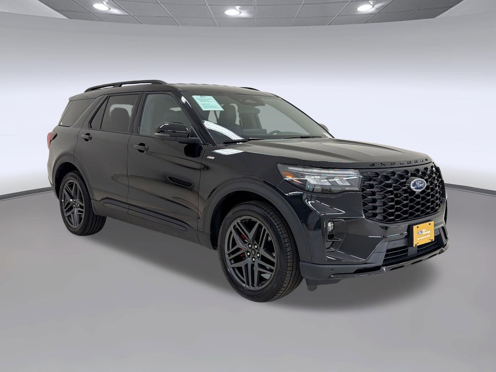 Certified 2025 Ford Explorer ST-Line w/ ST-Line Street Pack AWD/4WD image 7