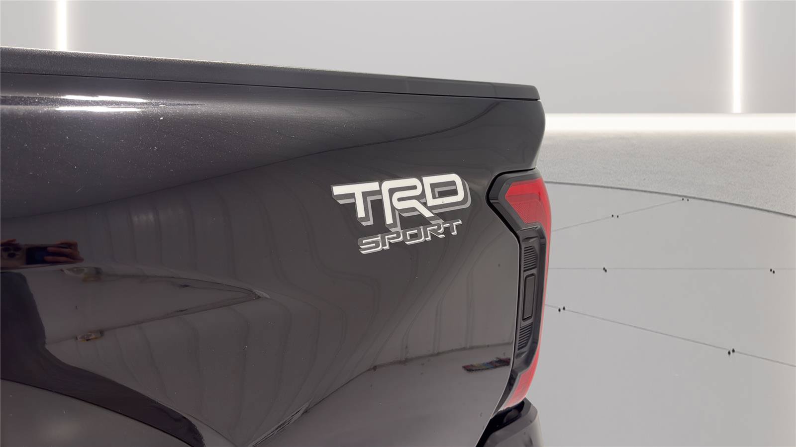 Used 2025 Toyota Tacoma TRD Sport w/ TRD Sport Premium Package AWD/4WD image 32