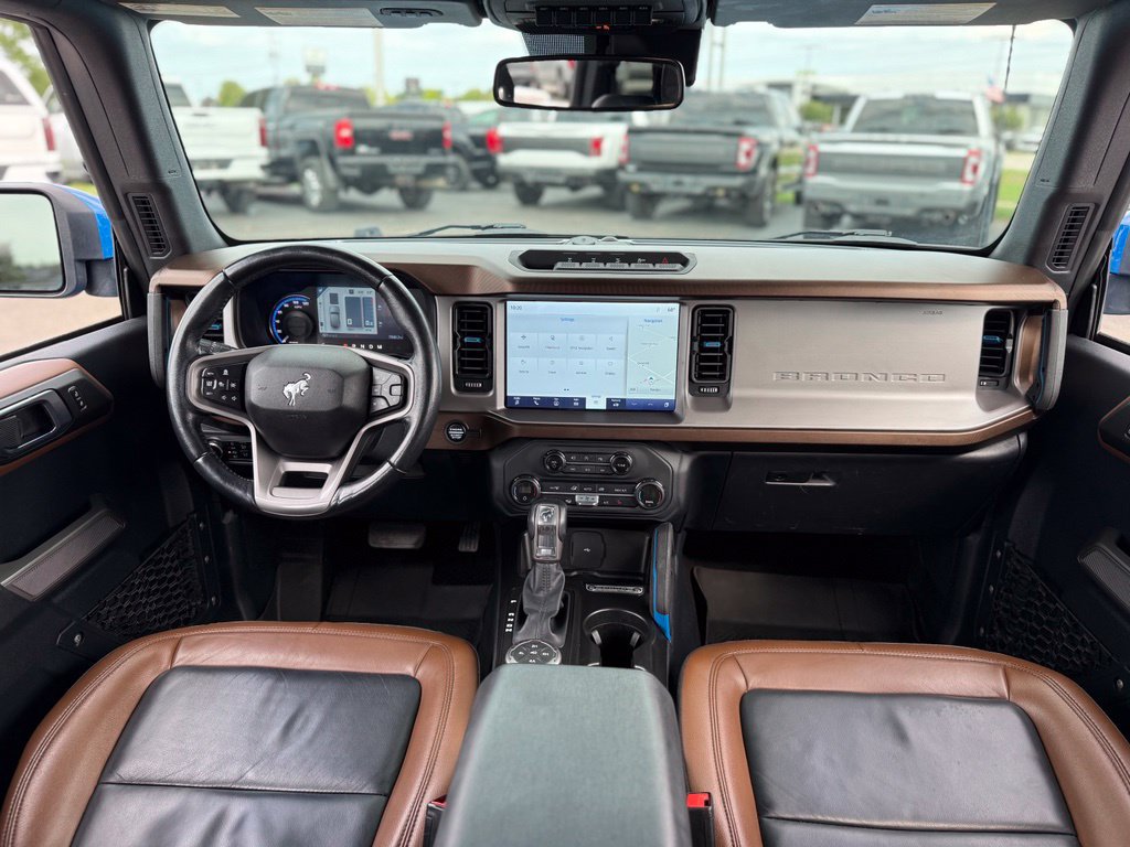 Certified 2023 Ford Bronco Outer Banks w/ Sasquatch Package AWD/4WD image 2