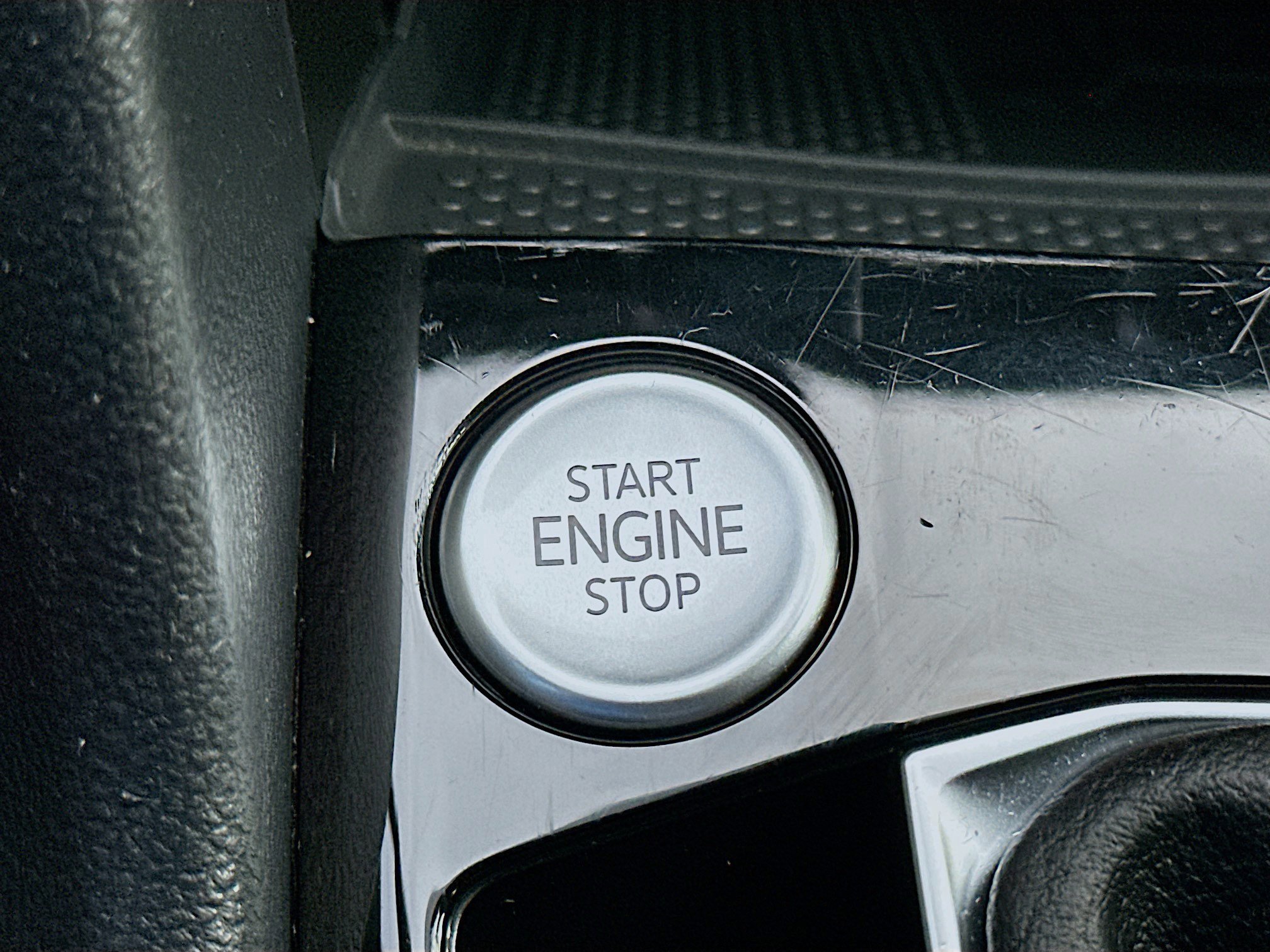 Used 2023 Volkswagen Taos SE image 12