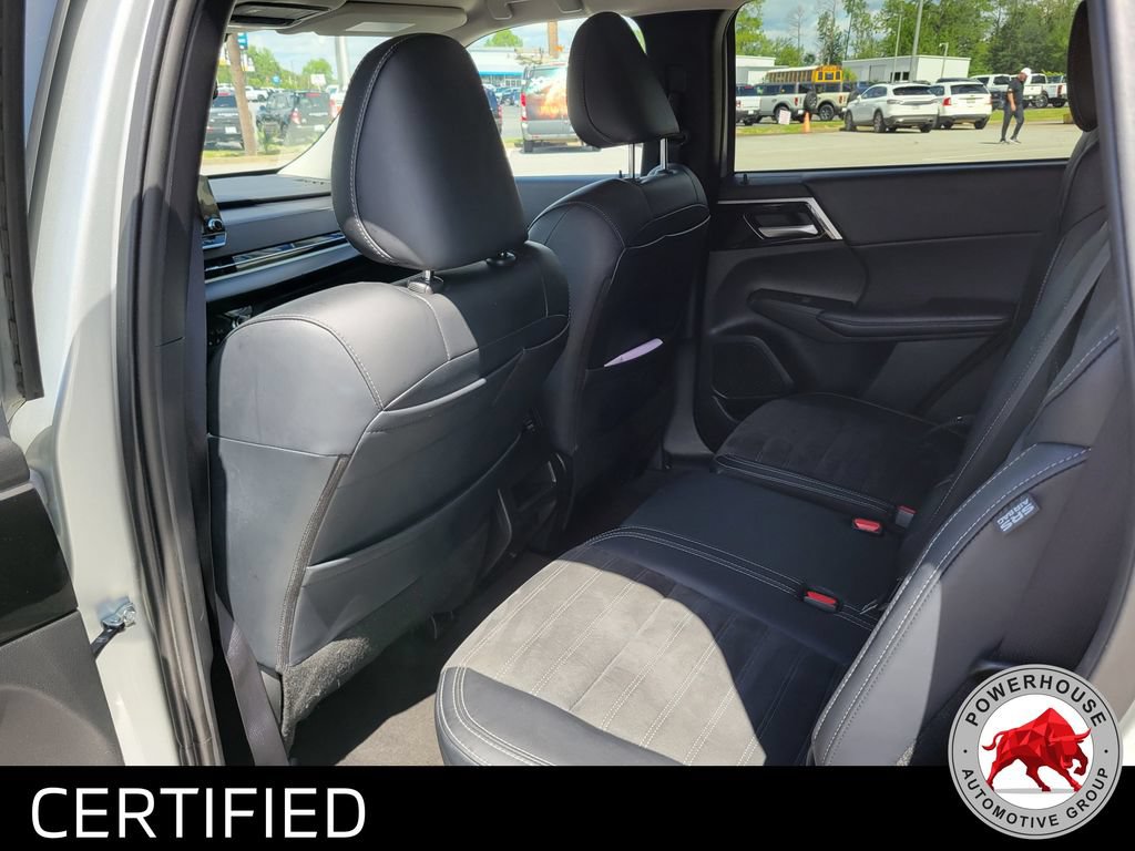Used 2024 Mitsubishi Outlander SE FWD image 16