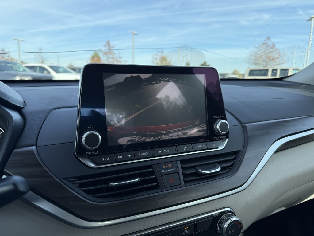 Used 2023 Nissan Altima 2.5 SV image 17