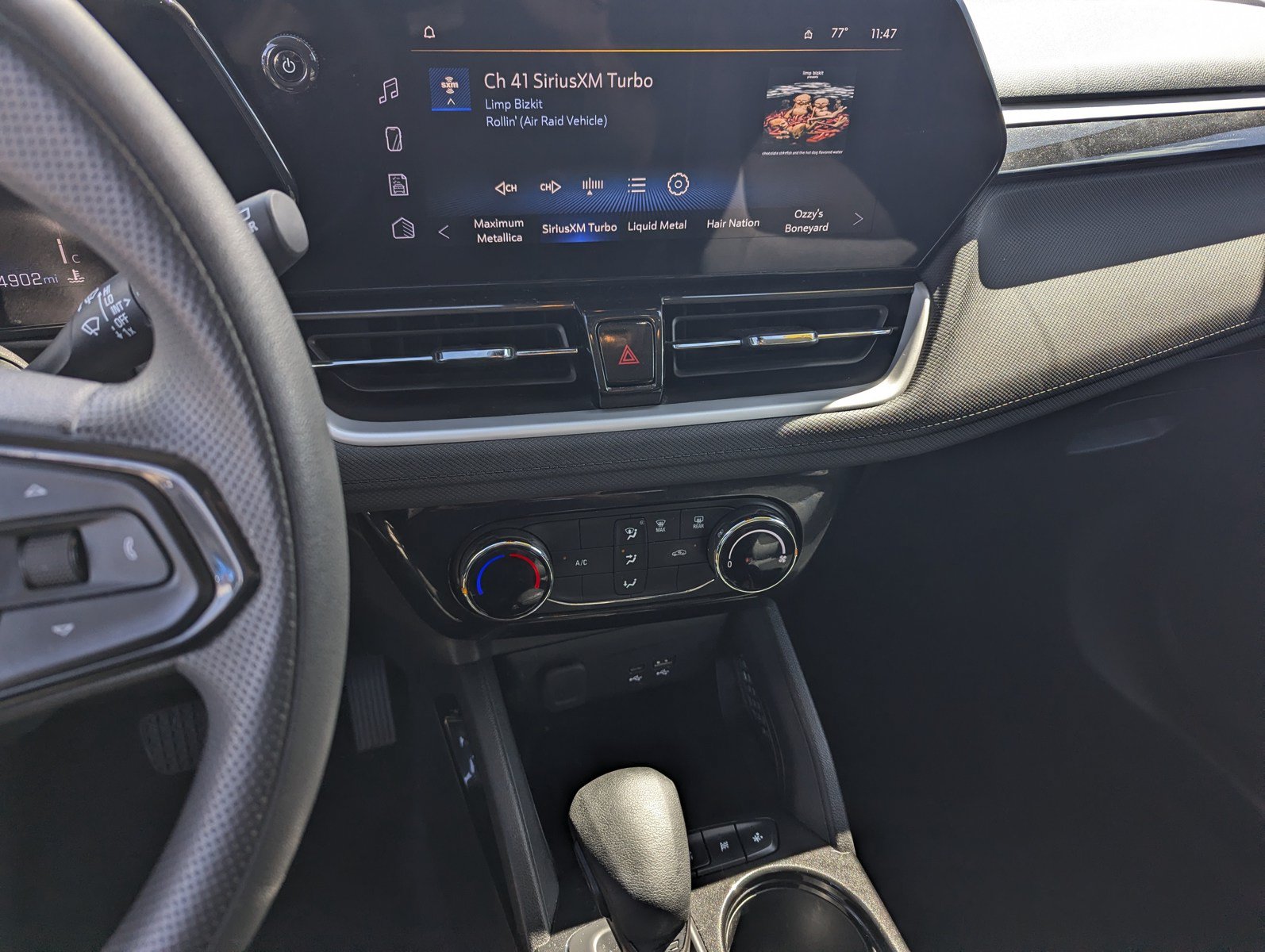 Used 2025 Chevrolet TrailBlazer LT FWD image 12