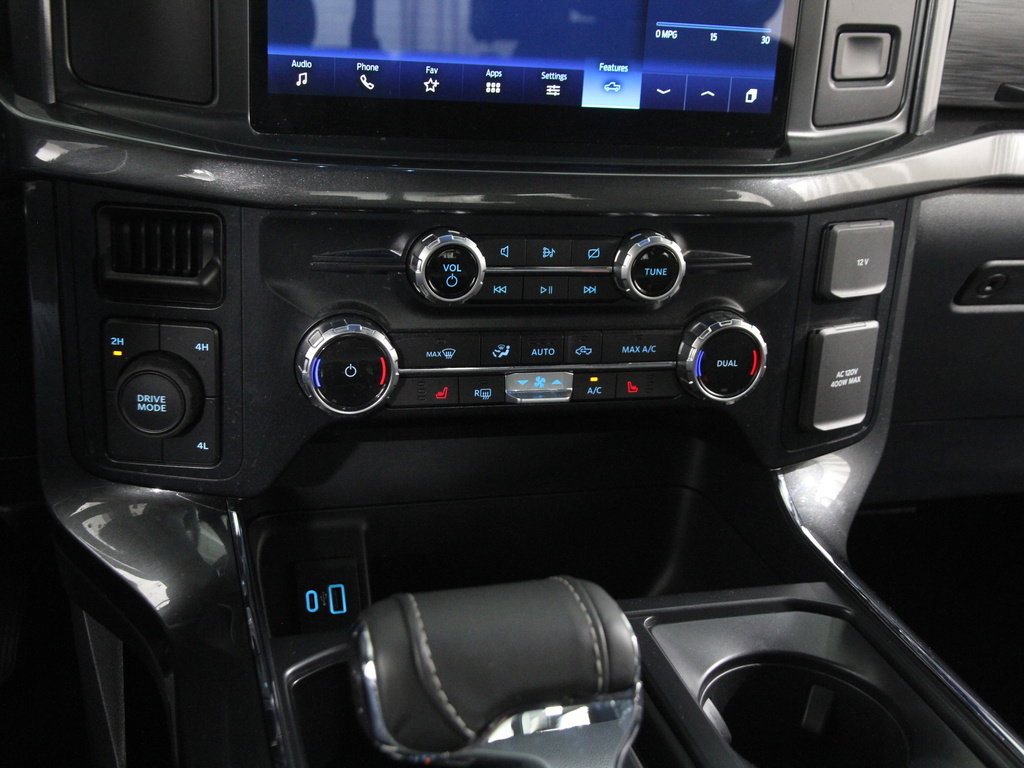 Certified 2022 Ford F150 XLT w/ Equipment Group 302A High image 15