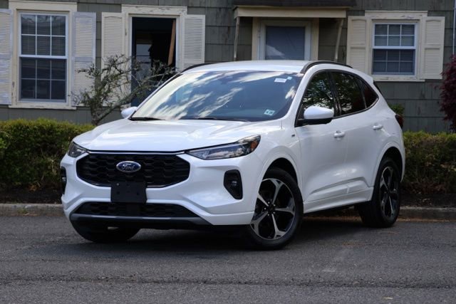Certified 2023 Ford Escape ST-Line Select w/ Tech Pack #2 AWD/4WD image 1