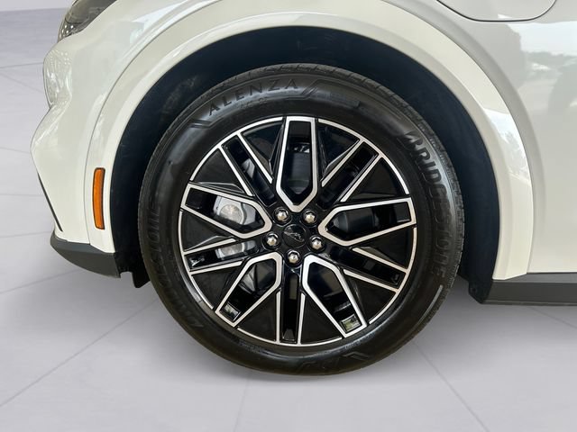 Certified 2025 Ford Mustang Mach-E Premium AWD/4WD image 9