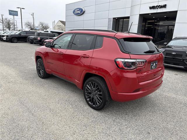 Used 2022 Jeep Compass Limited image 3