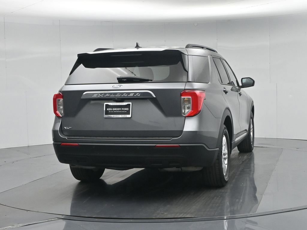 Certified 2023 Ford Explorer XLT image 17