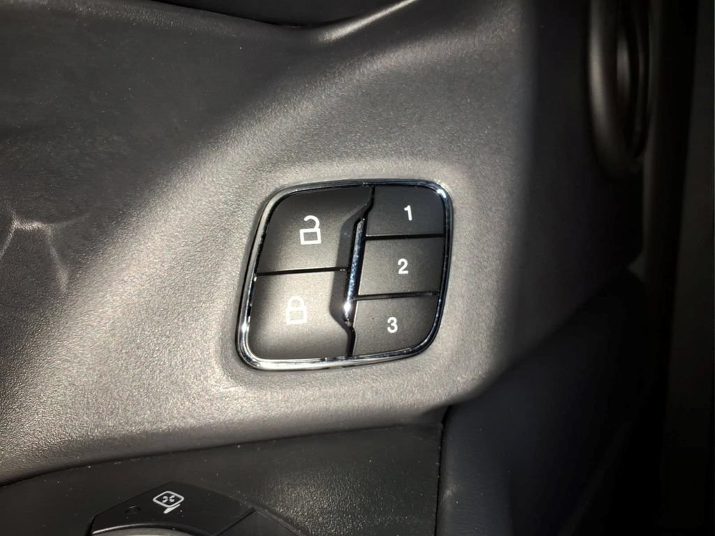 Certified 2023 Ford Expedition Platinum AWD/4WD image 17
