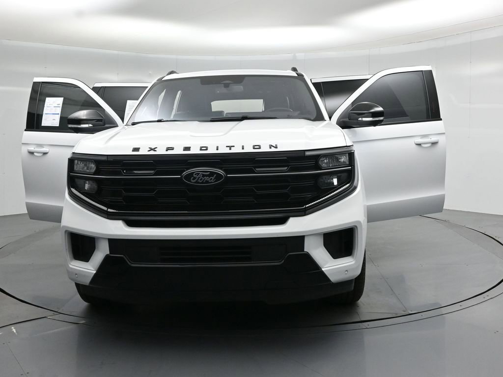 Certified 2025 Ford Expedition Max Platinum w/ Stealth Performance Package image 41