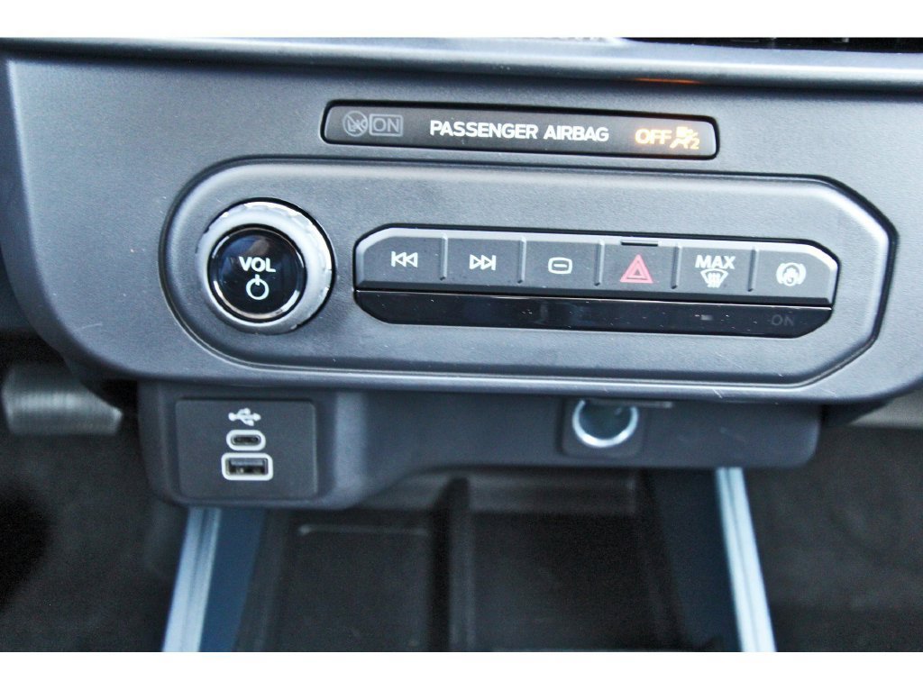 Certified 2026 Ford Maverick XL AWD/4WD image 27