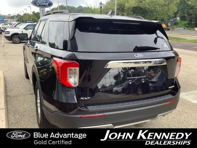 Certified 2023 Ford Explorer XLT w/ Equipment Group 202A AWD/4WD image 3