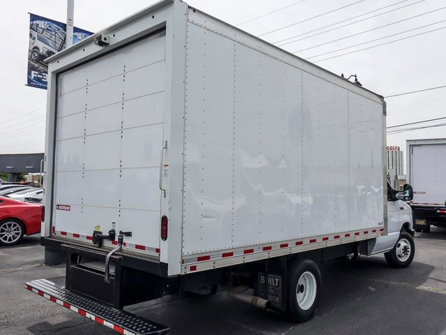 Certified 2022 Ford E-350 and Econoline 350 Super Duty w/ Power Windows & Locks Group RWD image 9