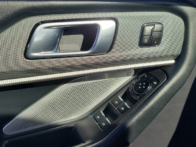 Certified 2025 Ford Explorer ST AWD/4WD image 17
