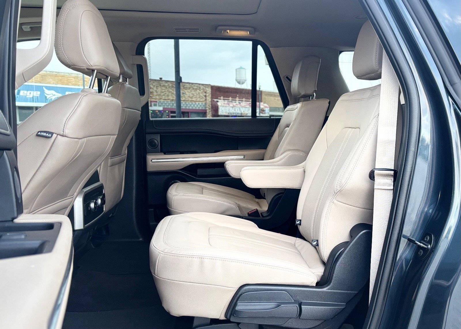 Certified 2022 Ford Expedition Max Limited image 22