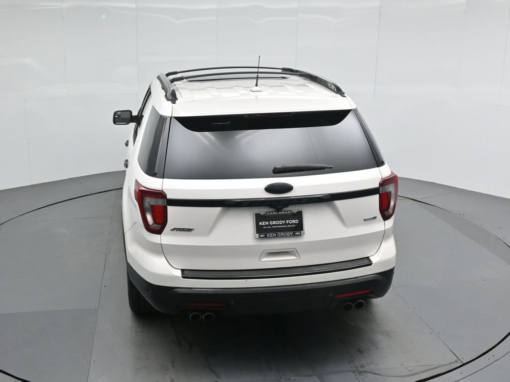 Certified 2018 Ford Explorer Sport image 15
