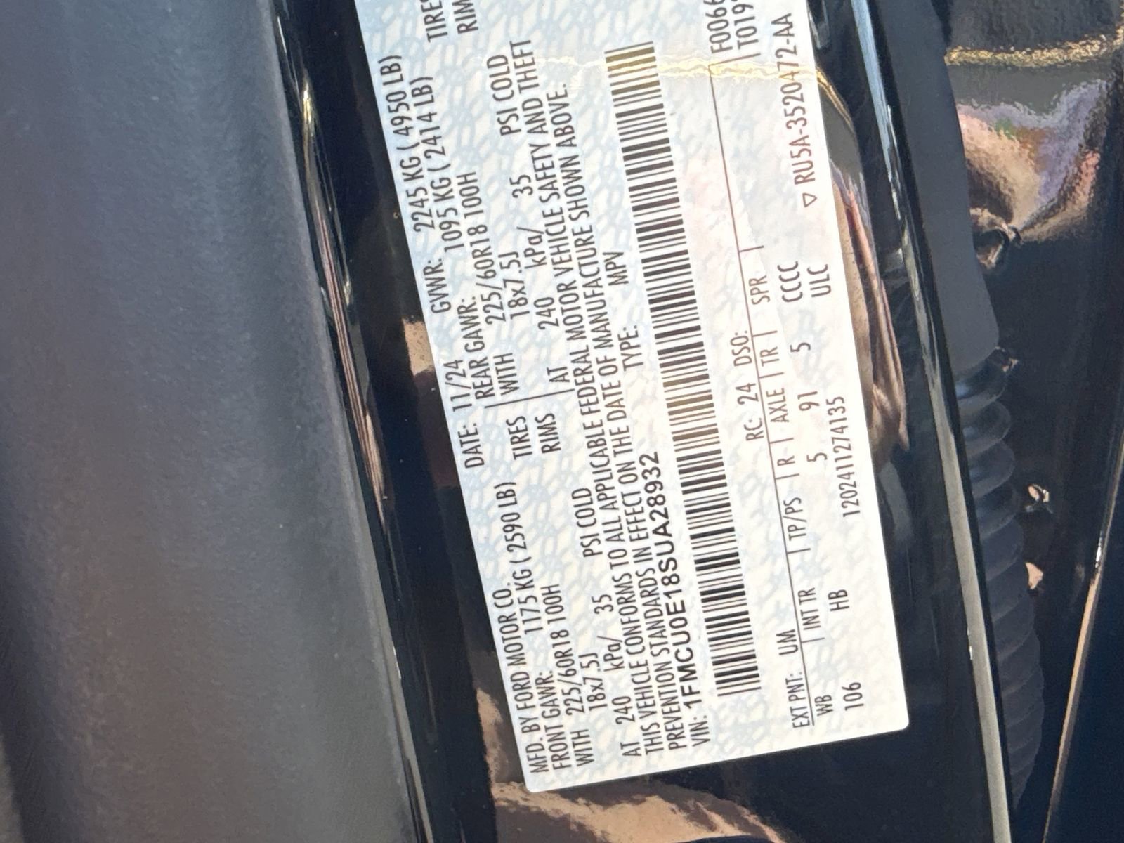 Certified 2025 Ford Escape SE image 32