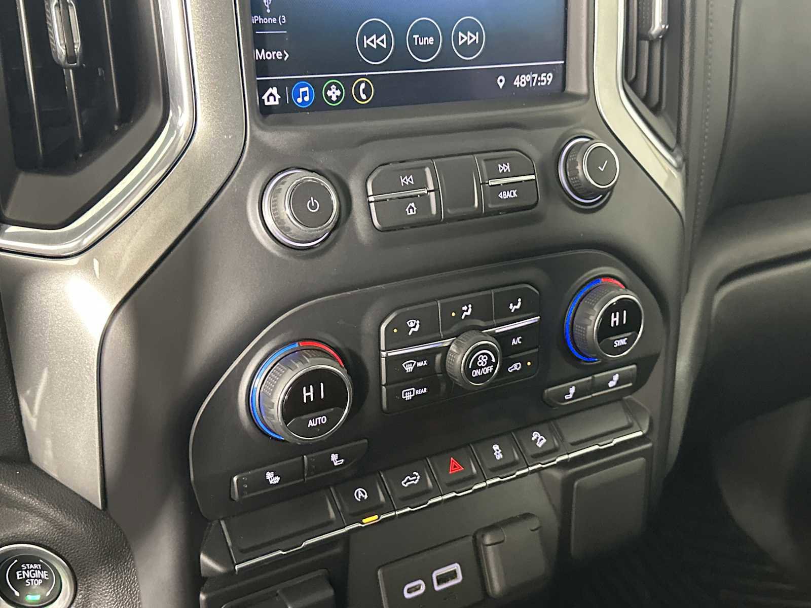 Used 2021 Chevrolet Silverado 1500 RST w/ Z71 Off-Road Package image 33