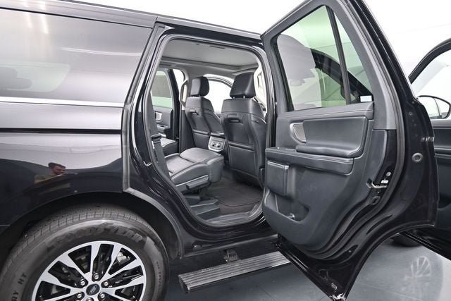 Certified 2025 Ford Expedition Platinum AWD/4WD image 20