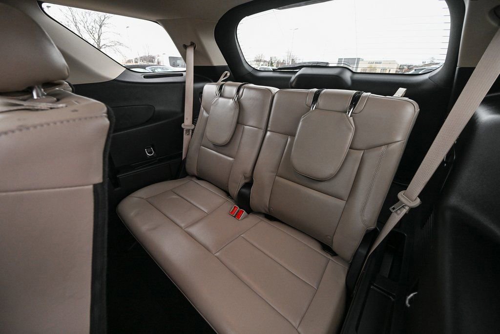 Certified 2023 Ford Explorer XLT w/ Equipment Group 202A image 26