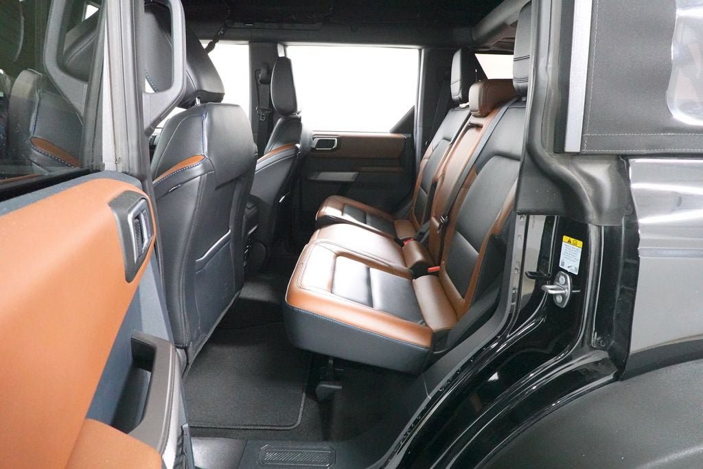 Certified 2023 Ford Bronco Outer Banks w/ Sasquatch Package AWD/4WD image 28