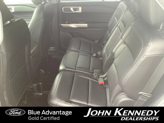 Certified 2023 Ford Explorer XLT w/ Equipment Group 202A AWD/4WD image 29