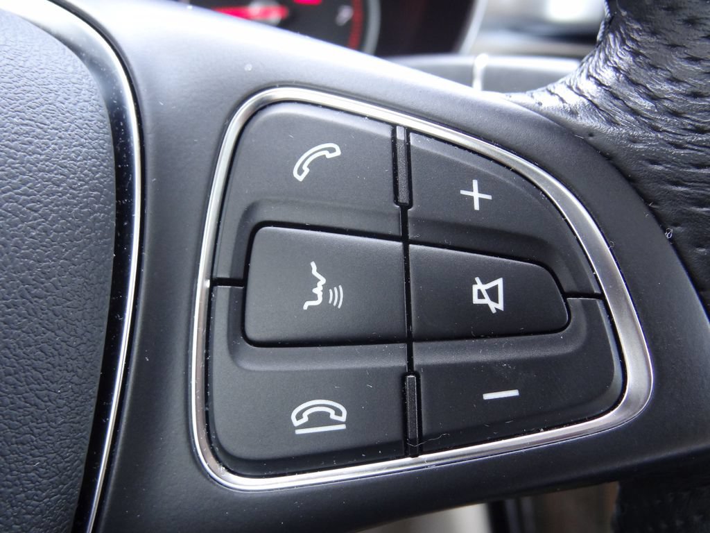 Used 2017 Mercedes-Benz GLC 300 4MATIC image 21