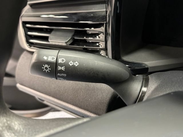Used 2025 Toyota Camry LE FWD image 21