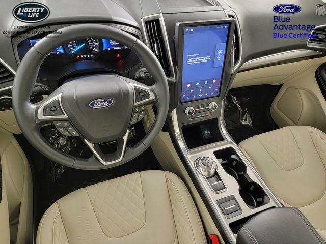 Certified 2023 Ford Edge Titanium w/ Equipment Group 301A AWD/4WD image 34