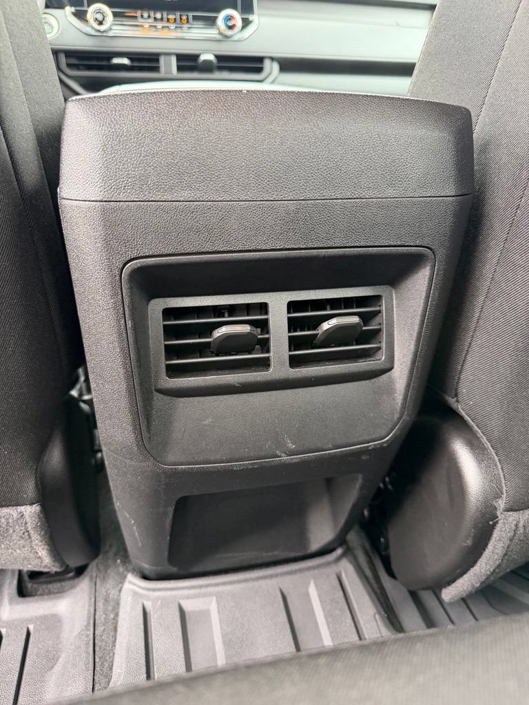 Used 2024 Chevrolet Colorado Trail Boss w/ Technology Package AWD/4WD image 9