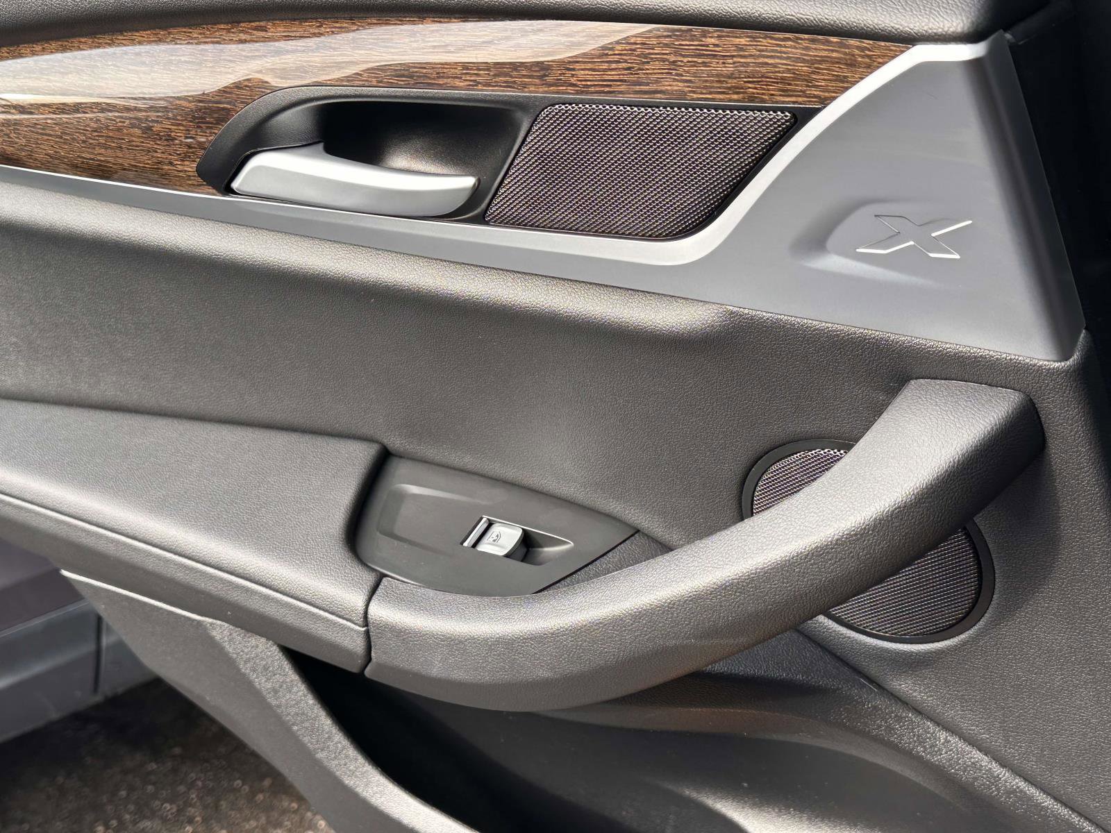 Used 2021 BMW X3 xDrive30i w/ Convenience Package image 17