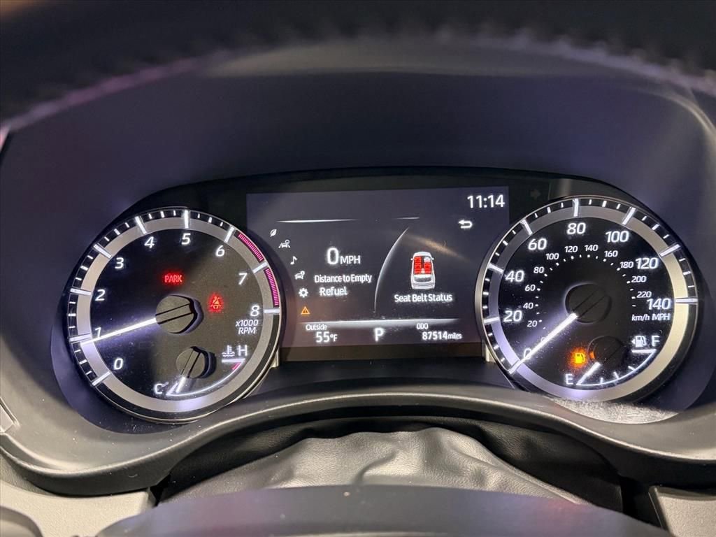 Used 2023 Toyota Highlander XLE image 21