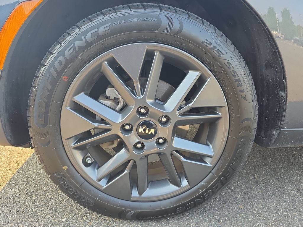Used 2021 Kia Soul EX w/ Paint Protection Package FWD image 14