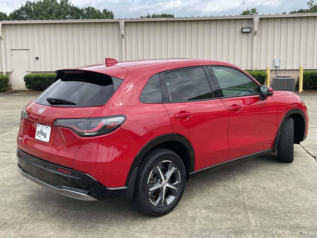 Used 2025 Honda HR-V EX-L image 3