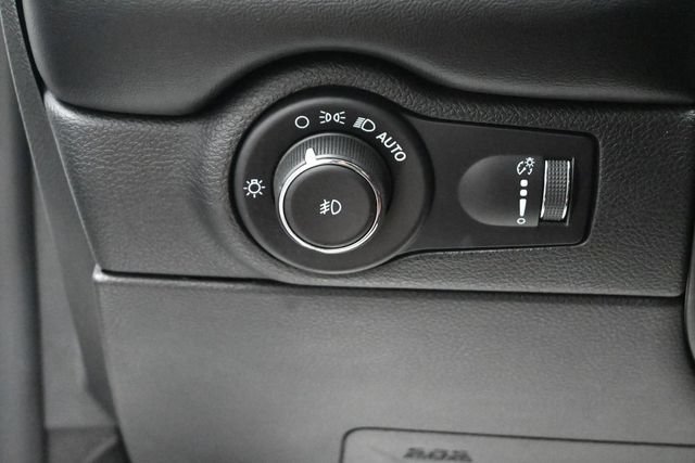 Used 2023 Dodge Durango GT AWD/4WD image 11
