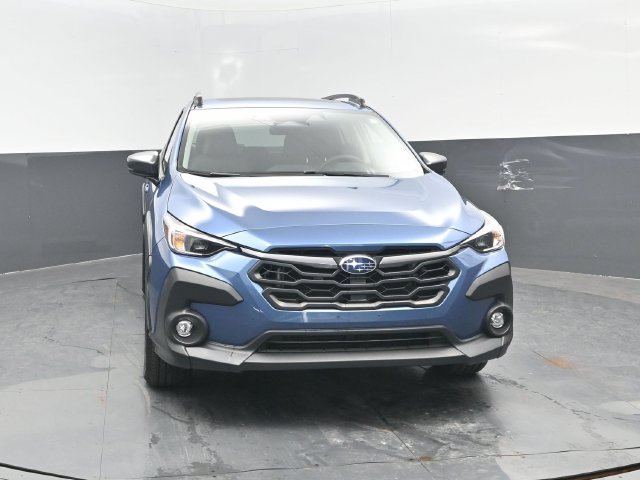 Used 2024 Subaru Crosstrek 2.0i Premium AWD/4WD image 2