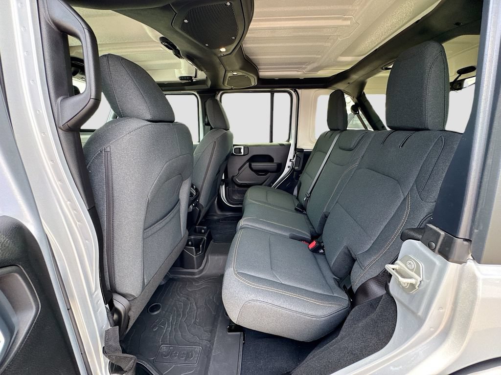 Used 2024 Jeep Wrangler Unlimited Sport AWD/4WD image 25