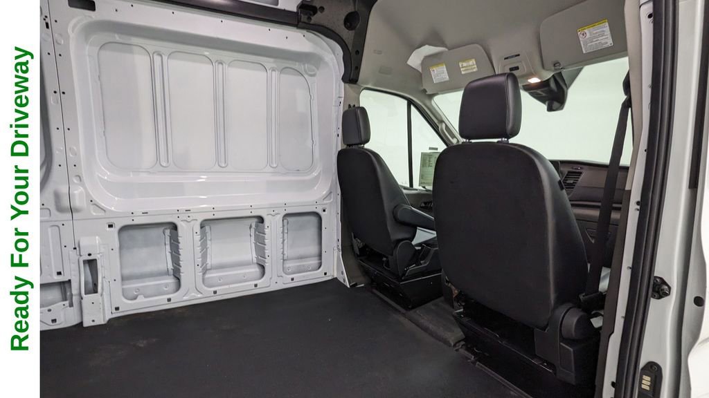 Certified 2024 Ford Transit 250 148 High Roof RWD image 32