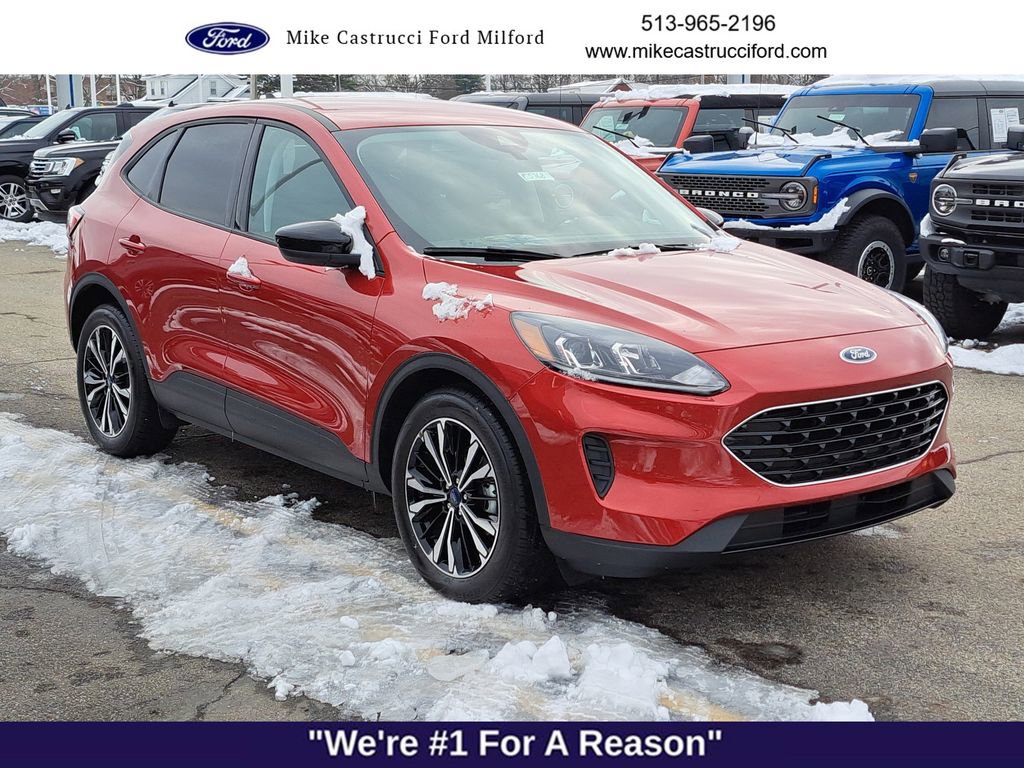 Certified 2022 Ford Escape SE w/ SE Sport Appearance Package image 7