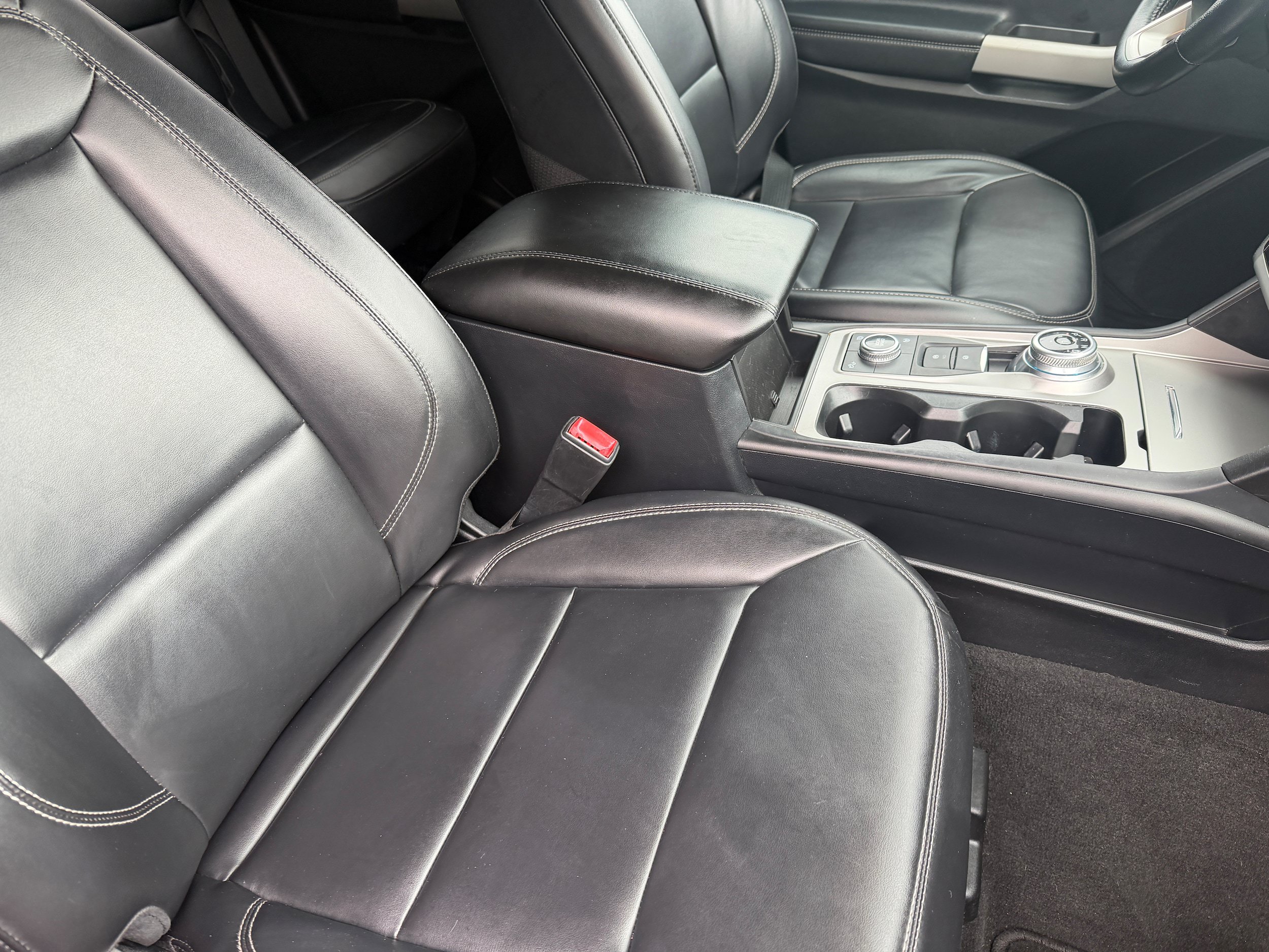Certified 2021 Ford Explorer XLT AWD/4WD image 25
