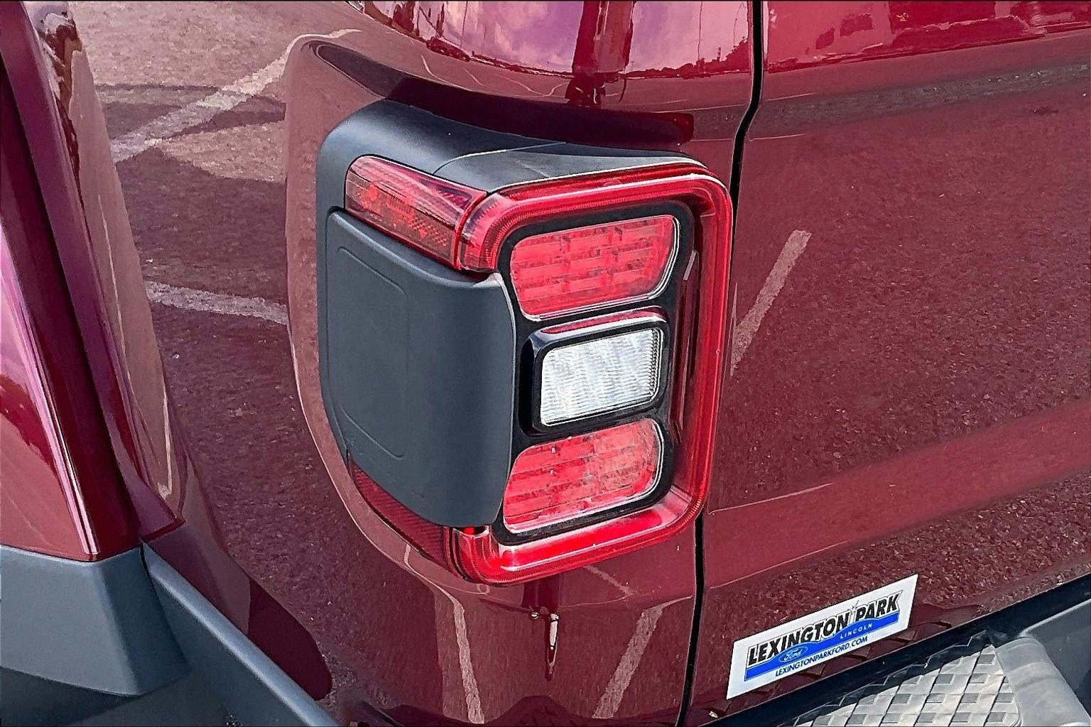 Used 2022 Jeep Gladiator Mojave w/ LED Lighting Group AWD/4WD image 24