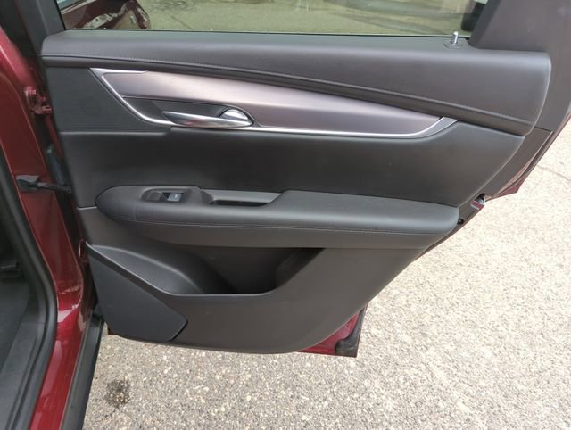 Used 2017 Cadillac XT5 Premium Luxury w/ LPO, Wheel Lock Package image 20