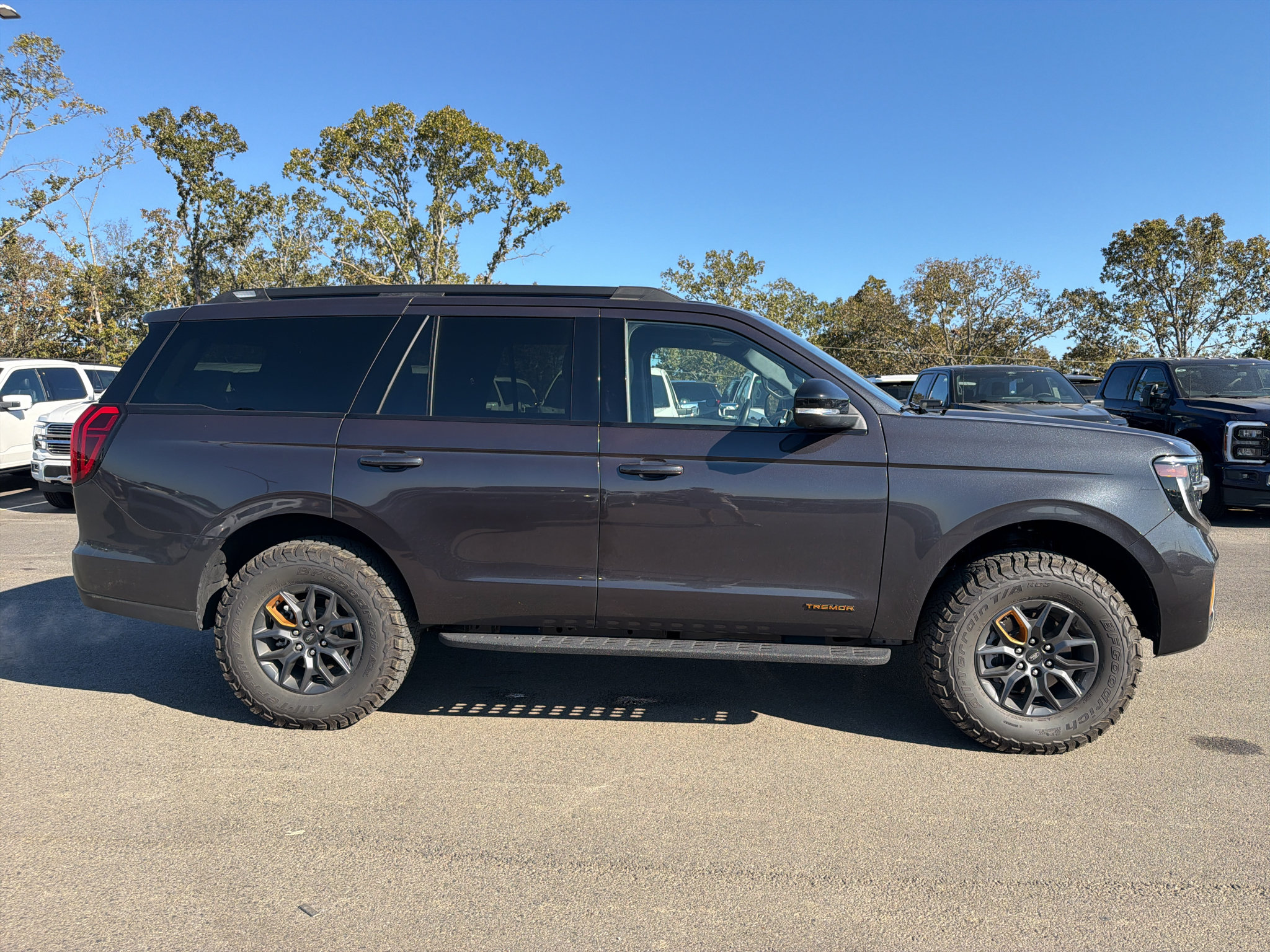 Certified 2026 Ford Expedition Tremor AWD/4WD image 6